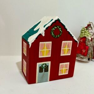 ANTHROPOLOGIE WOODEN CHRISTMAS HOUSE